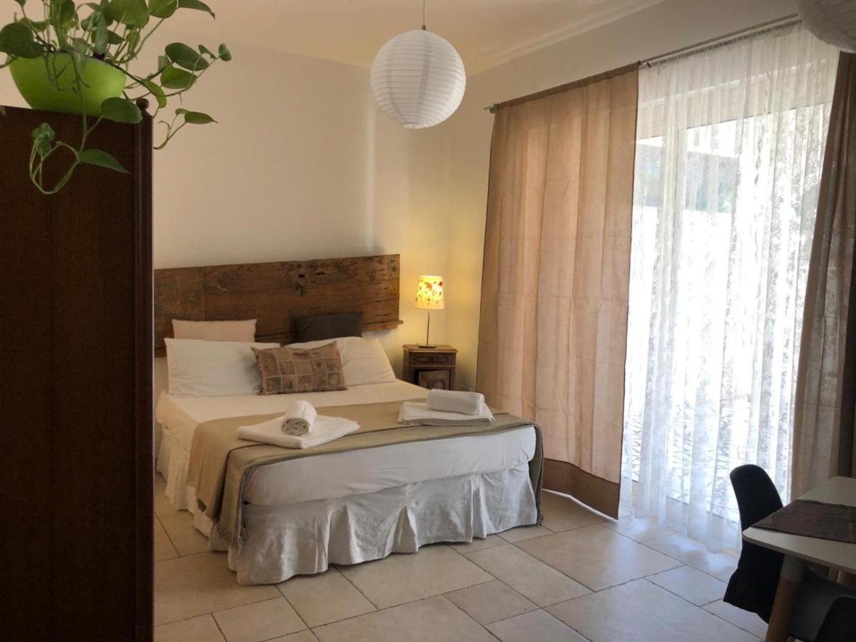Odegos Mono & Trilo Bed & Breakfast ตอร์เรเดลลอร์โซ ภายนอก รูปภาพ