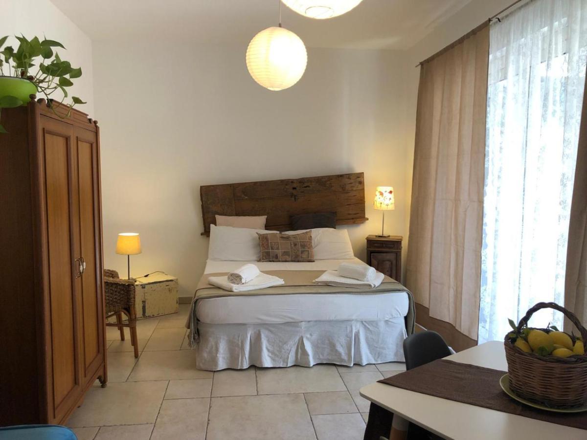 Odegos Mono & Trilo Bed & Breakfast ตอร์เรเดลลอร์โซ ภายนอก รูปภาพ